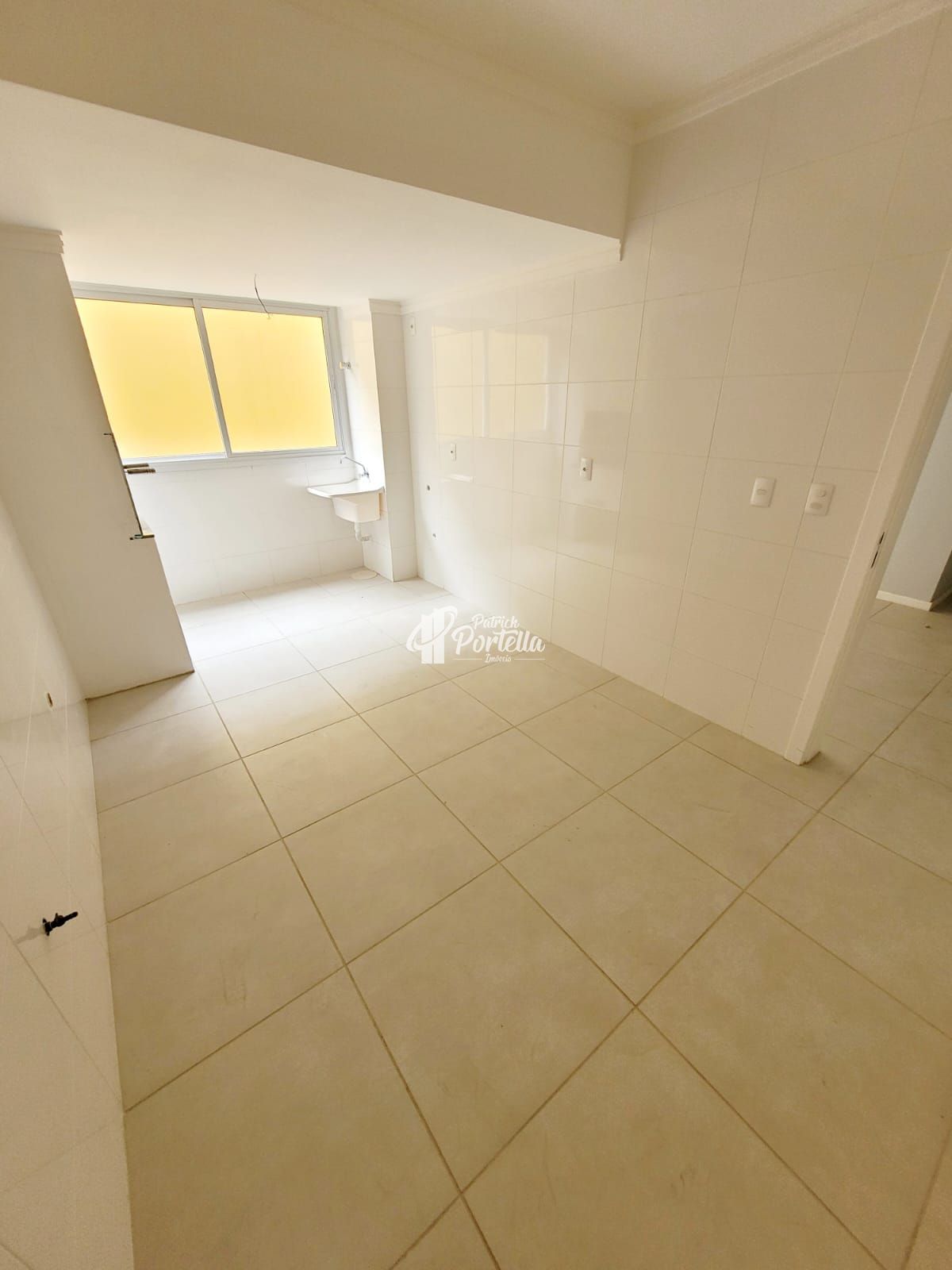 Apartamento à venda com 2 quartos, 83m² - Foto 8