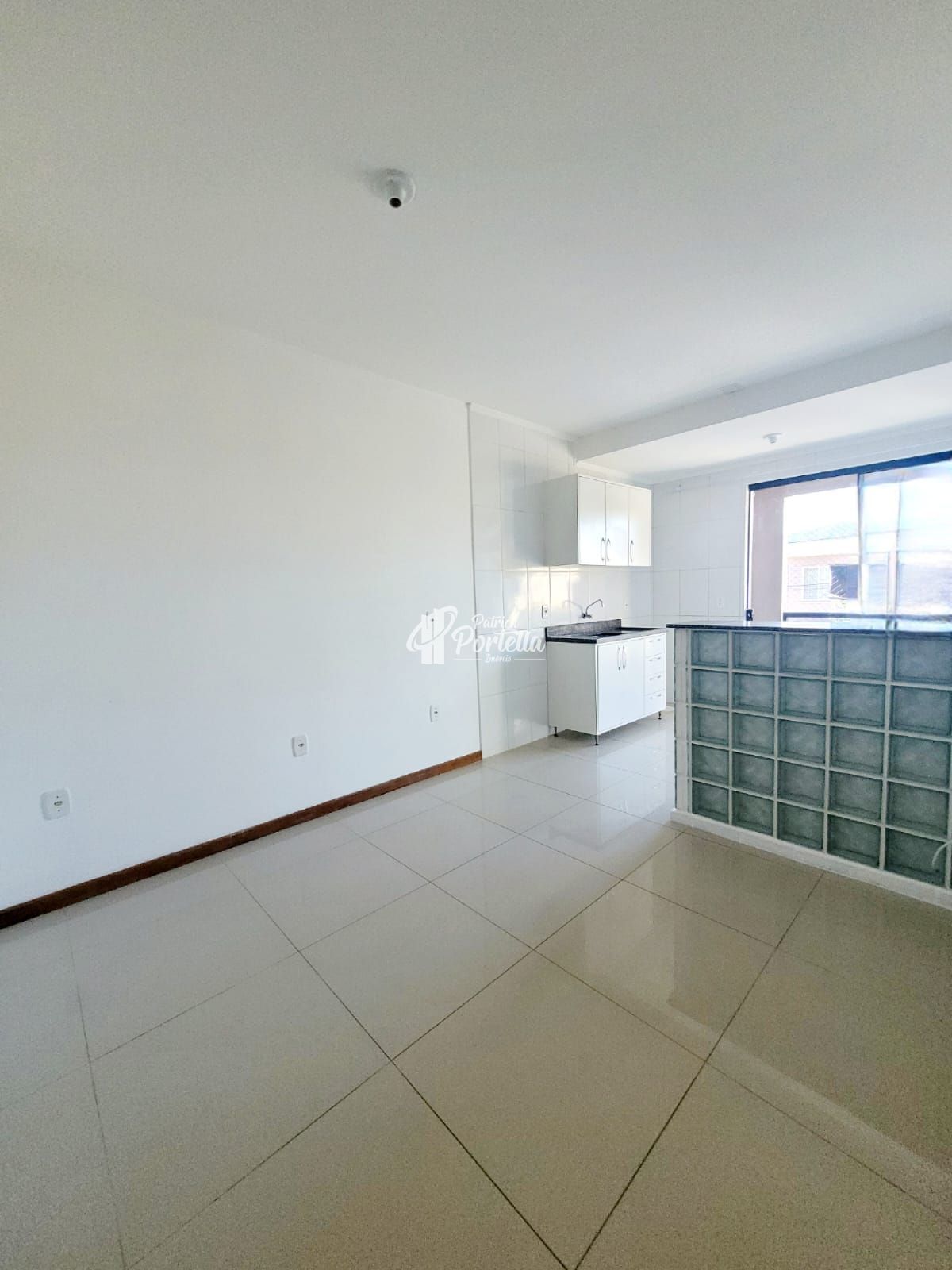 Apartamento à venda com 1 quarto, 41m² - Foto 2