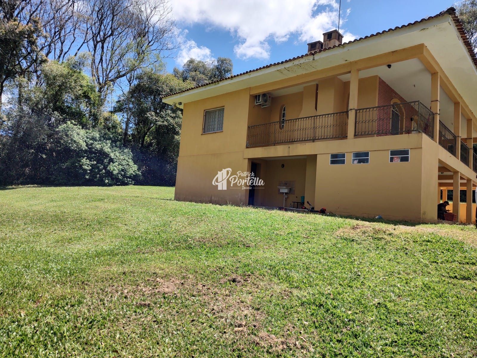 Fazenda à venda com 4 quartos, 94200m² - Foto 1