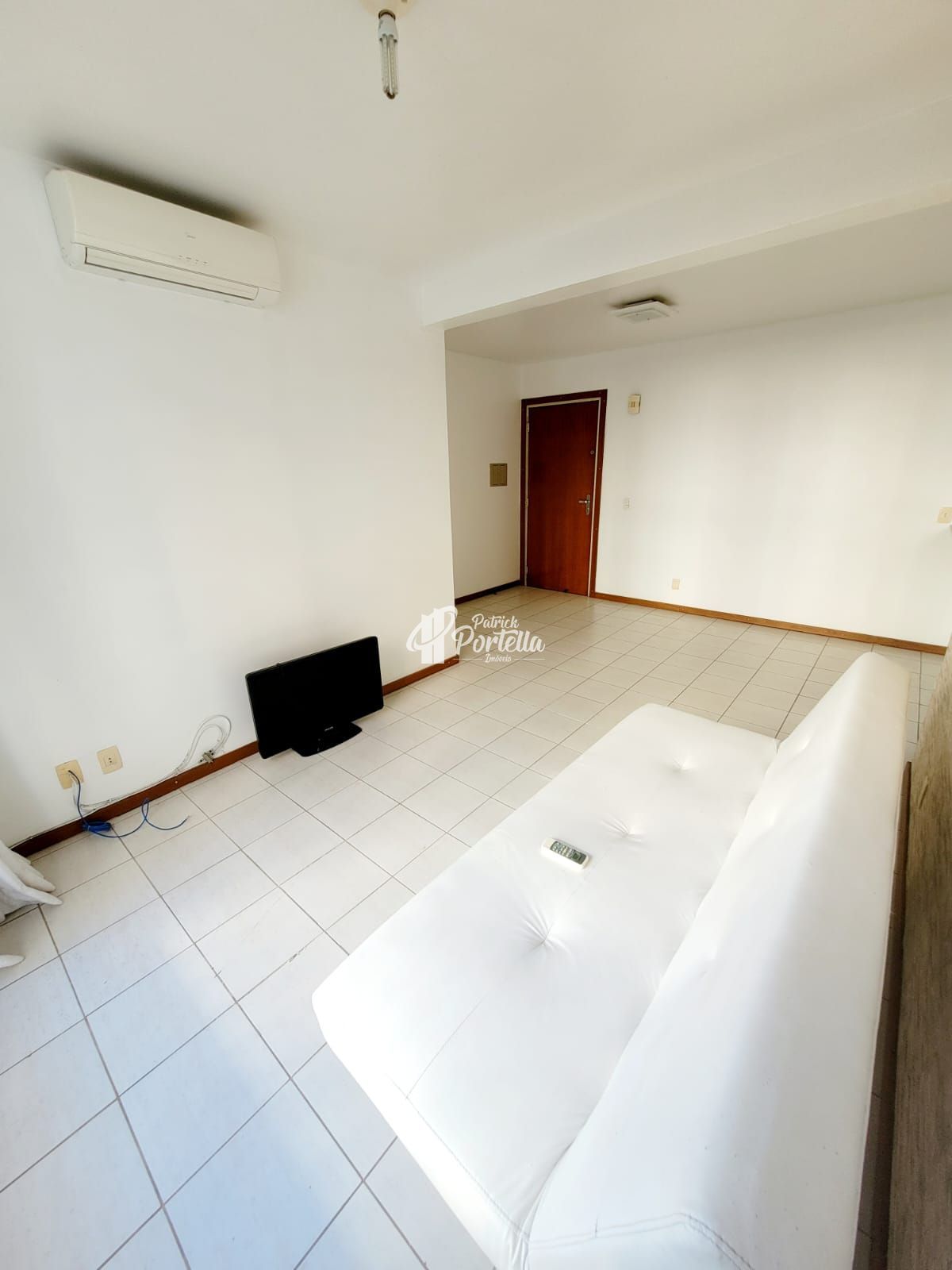 Apartamento à venda com 2 quartos, 66m² - Foto 11