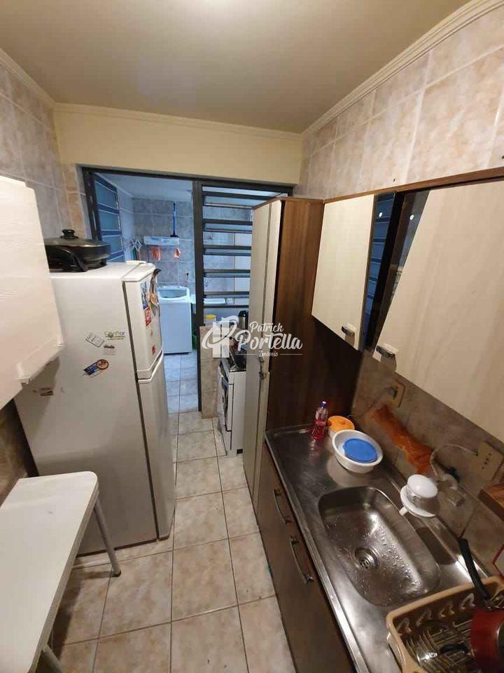 Apartamento à venda com 3 quartos, 77m² - Foto 10