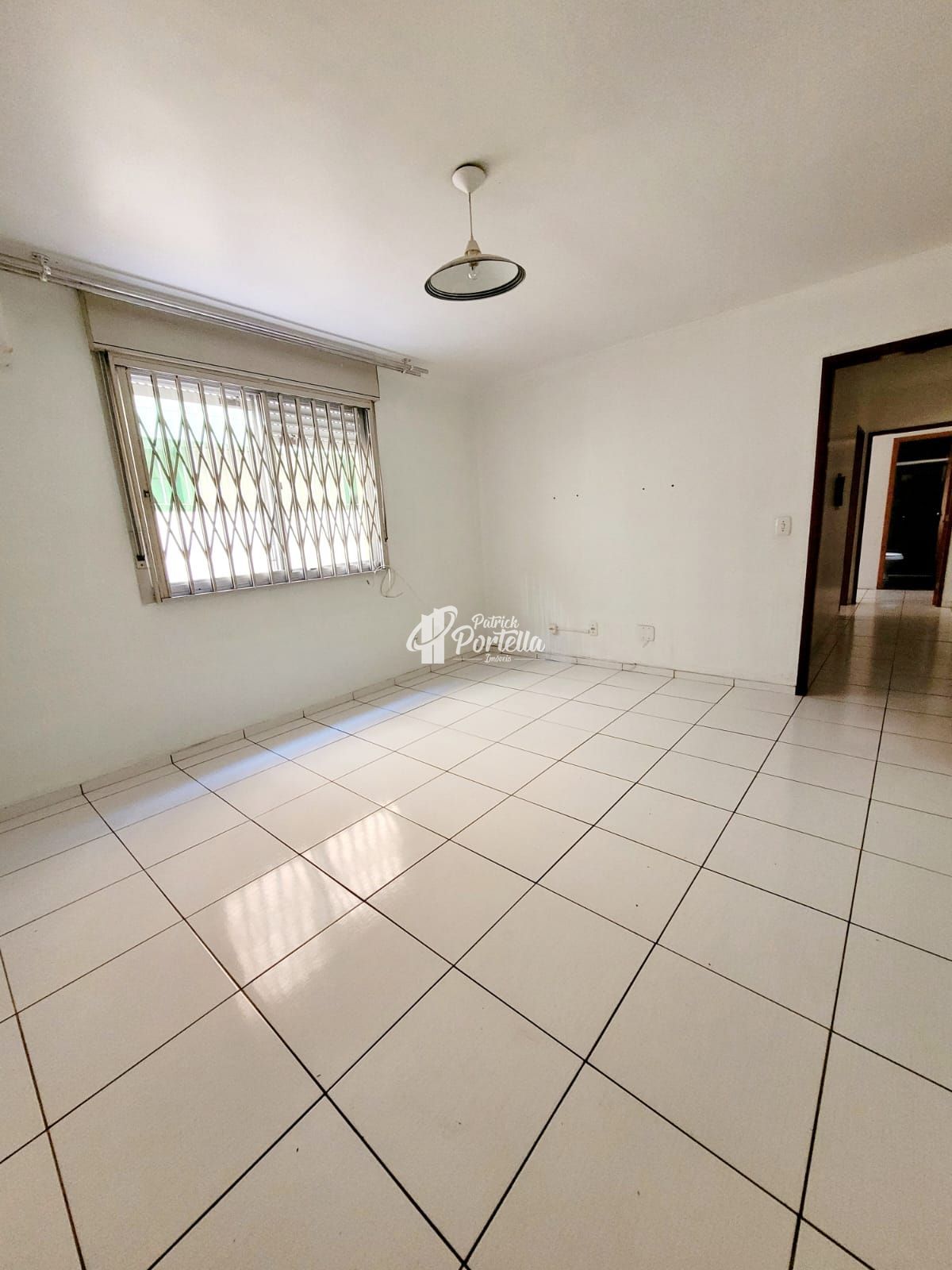 Apartamento à venda com 3 quartos, 95m² - Foto 3