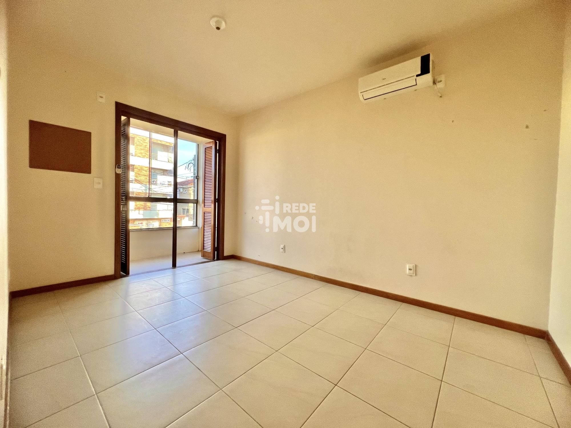 DORMITORIO 2 COM SACADA