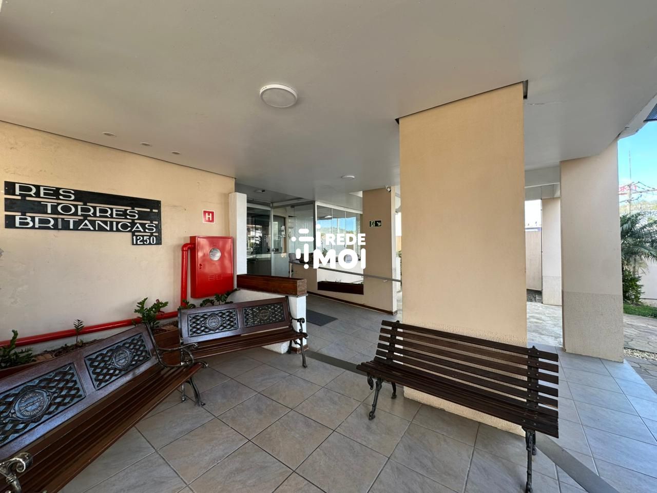 HALL ENTRADA