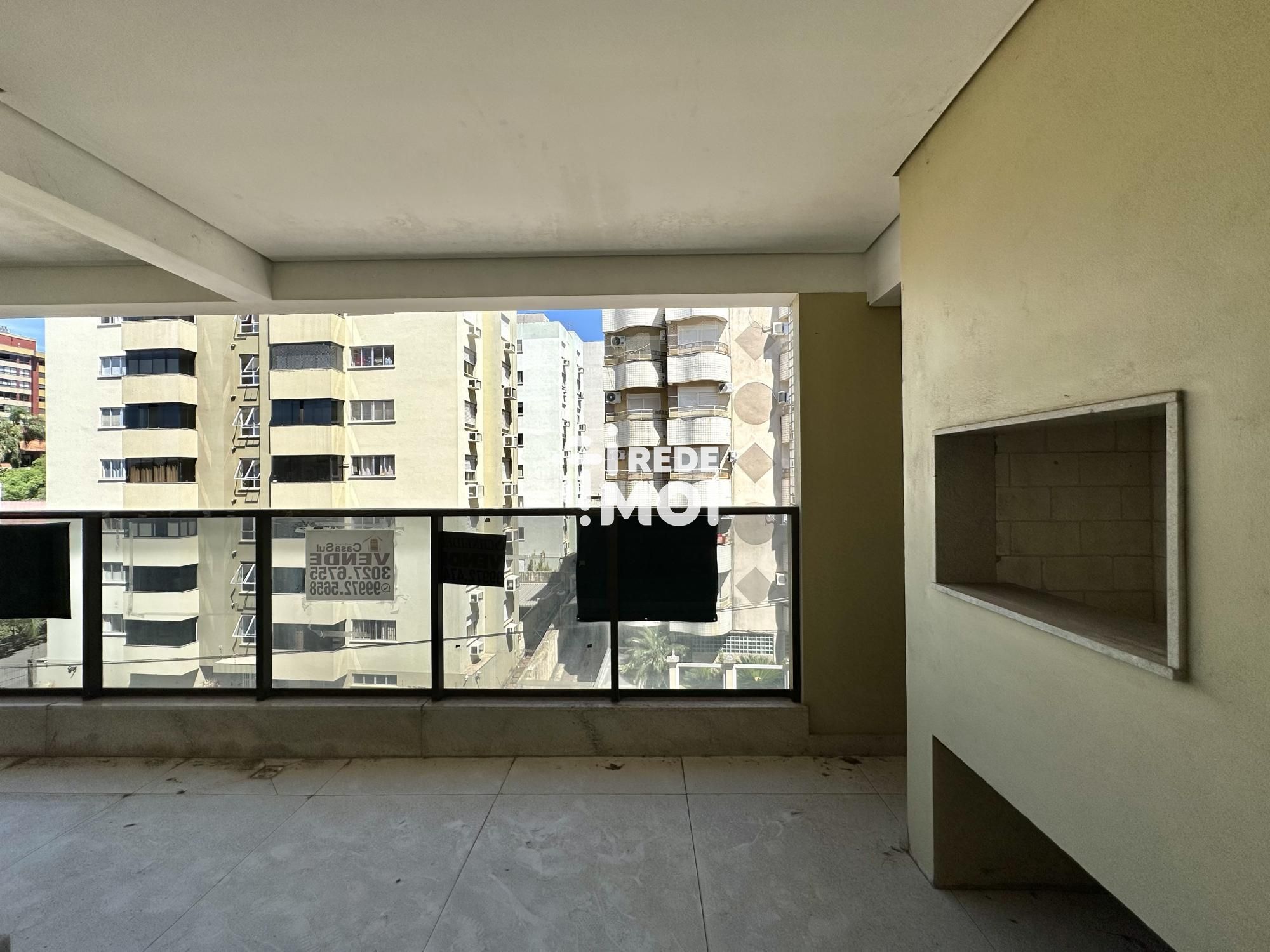 Ampla Sacada com Churrasqueira