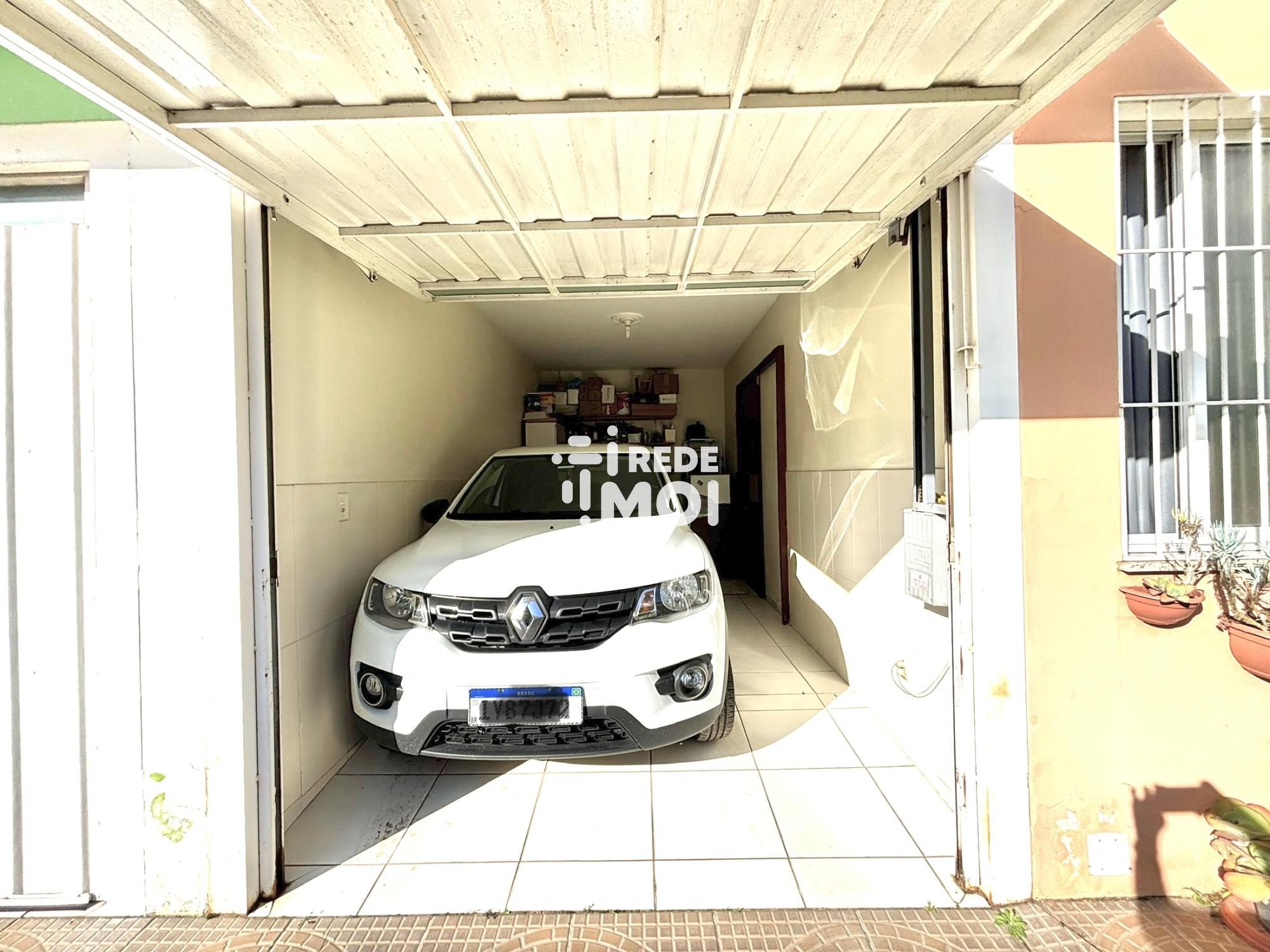 Garagem fechada