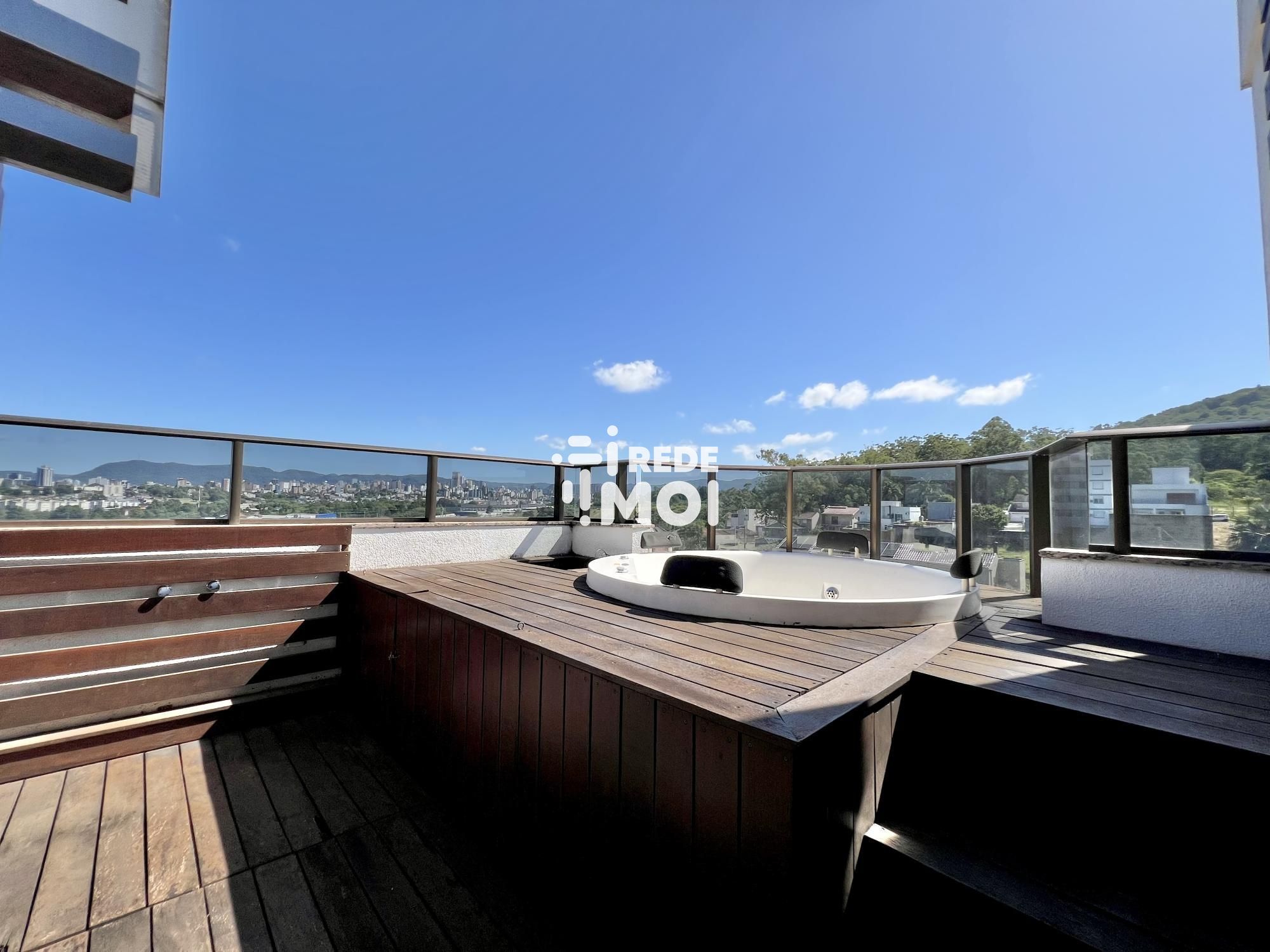 BANHEIRA DE HIDROMASSAGEM