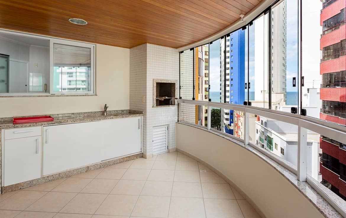 Apartamento à venda com 3 quartos, 129m² - Foto 3