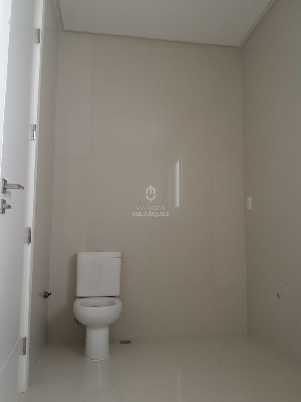 Apartamento à venda com 3 quartos, 160m² - Foto 13