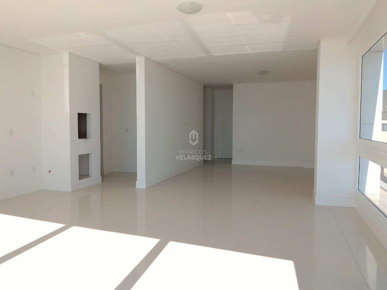 Apartamento à venda com 3 quartos, 160m² - Foto 7