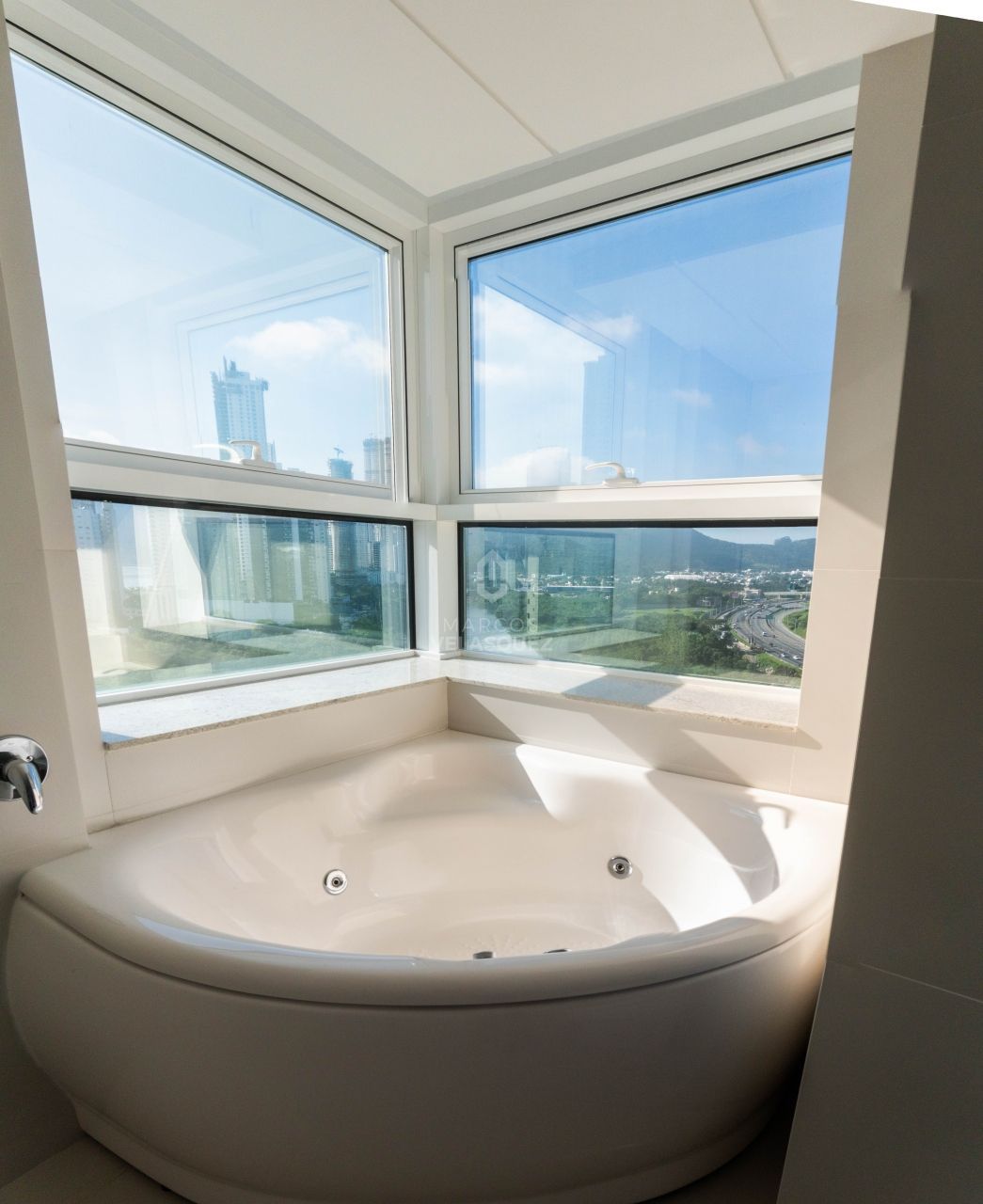 Apartamento, 4 quartos, 191 m² - Foto 9