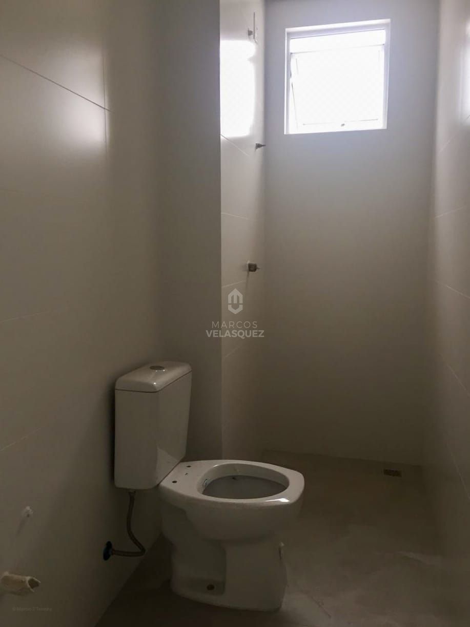 Apartamento à venda com 4 quartos, 167m² - Foto 11