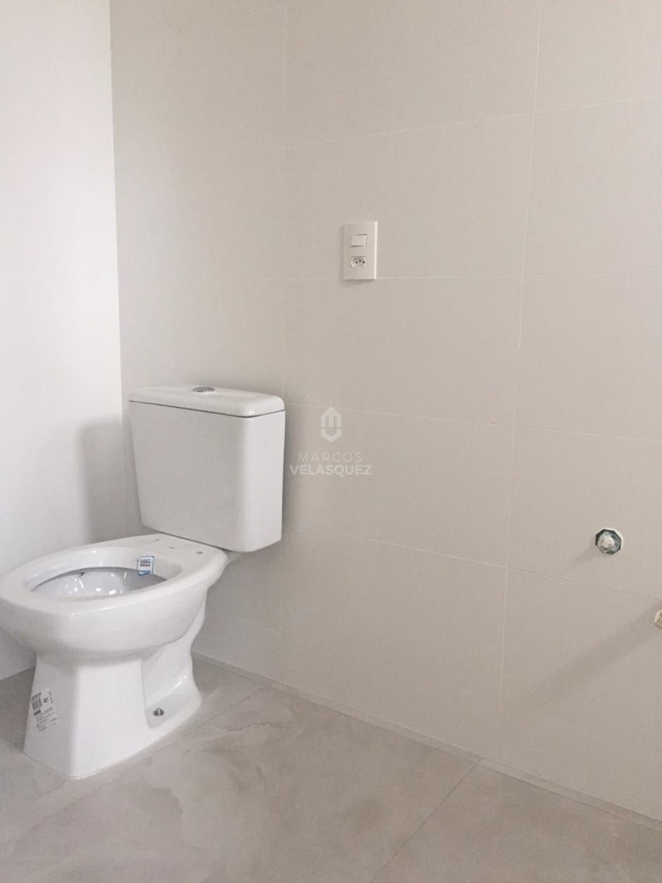 Apartamento à venda com 4 quartos, 167m² - Foto 8