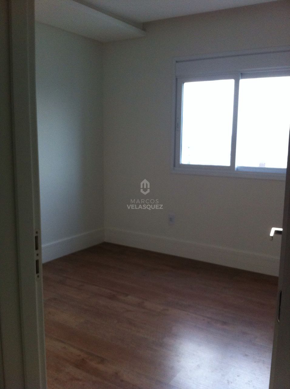 Apartamento à venda com 4 quartos, 161m² - Foto 7