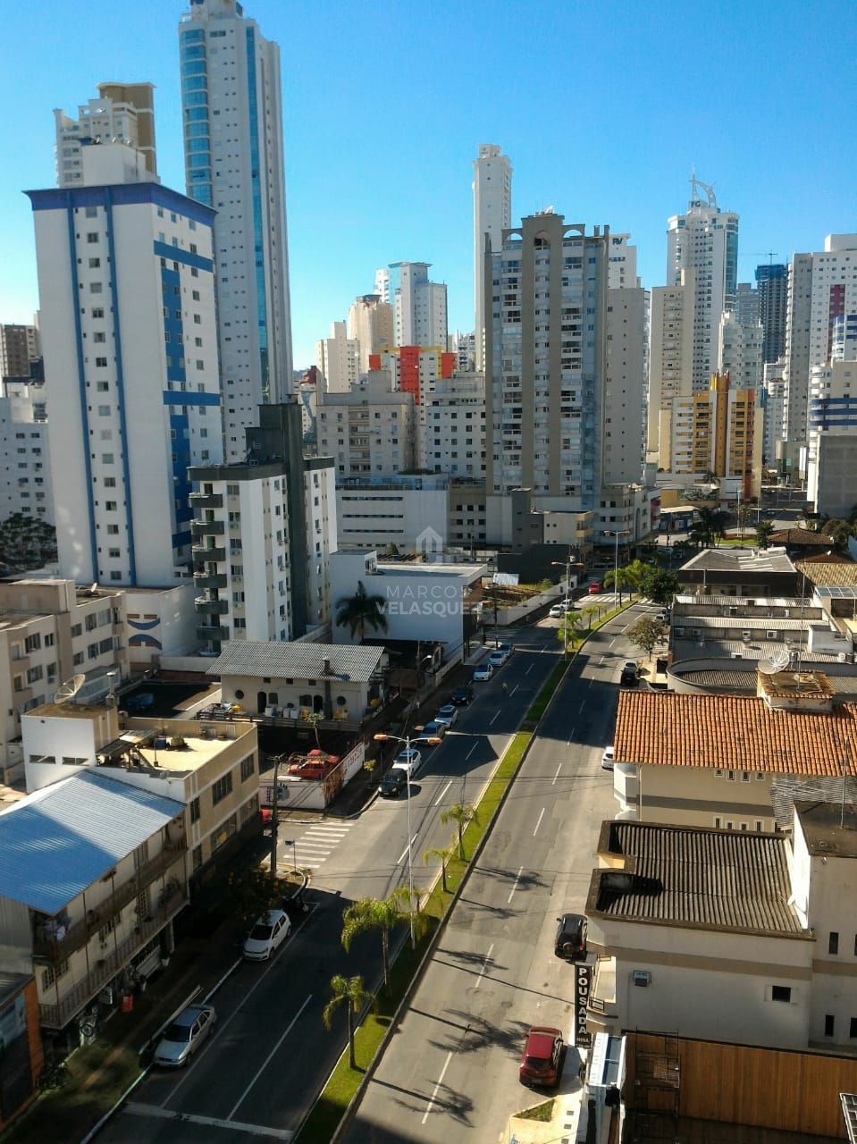 Apartamento à venda com 4 quartos, 138m² - Foto 3