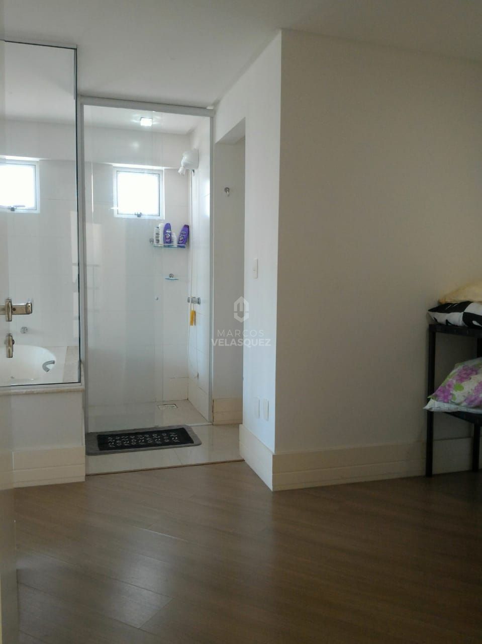 Apartamento à venda com 3 quartos, 131m² - Foto 14