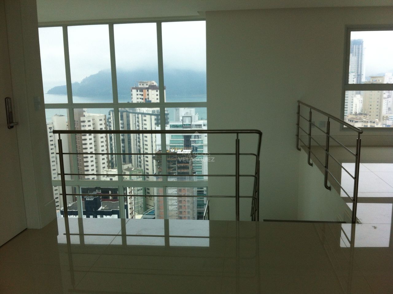 Apartamento, 3 quartos, 330 m² - Foto 1