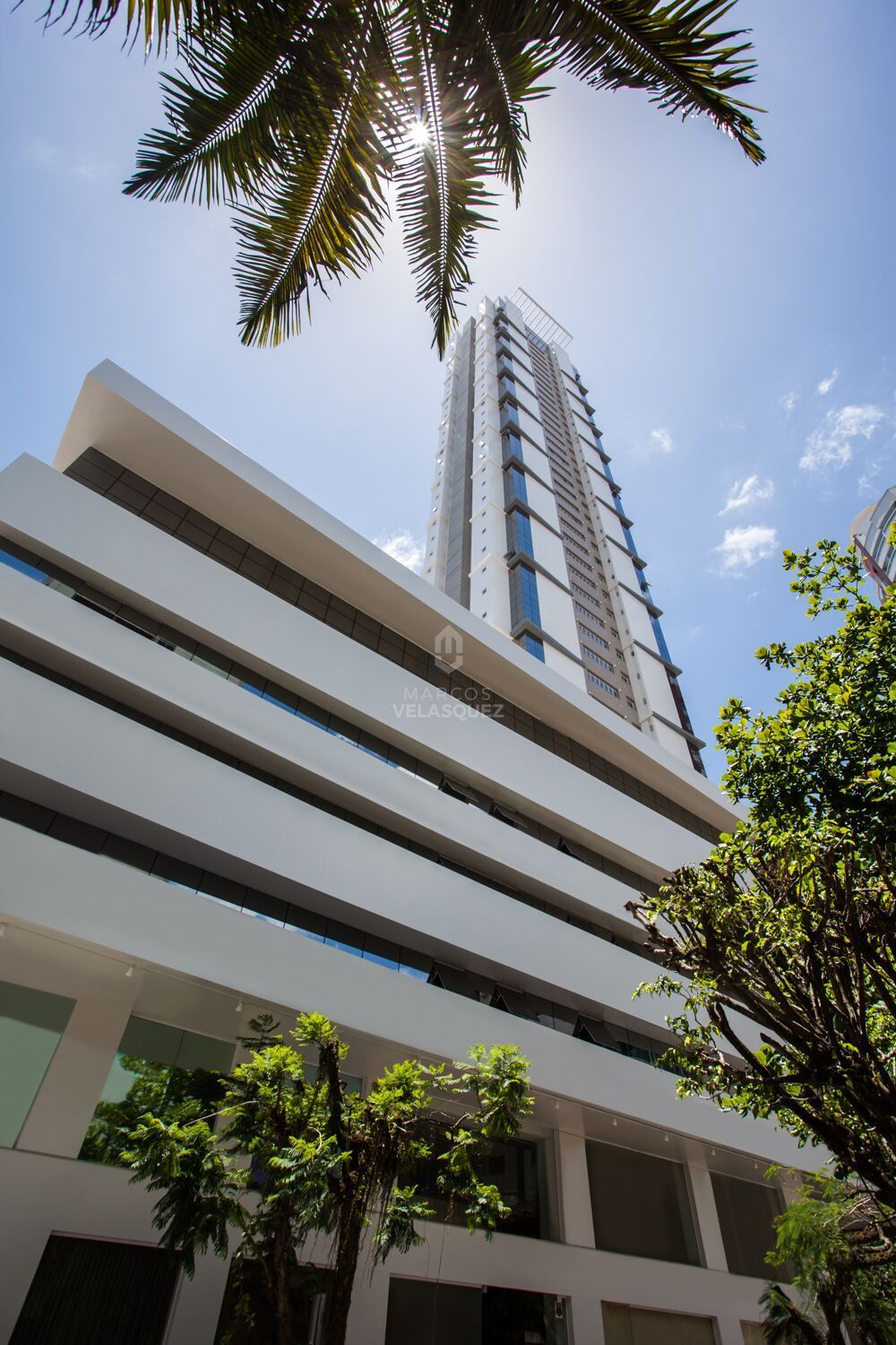 Apartamento, 3 quartos, 134 m² - Foto 1