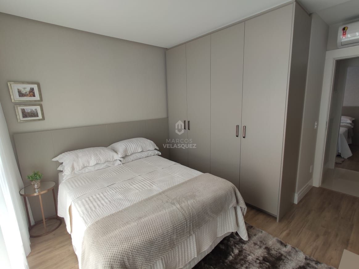 Apartamento à venda com 3 quartos, 126m² - Foto 13