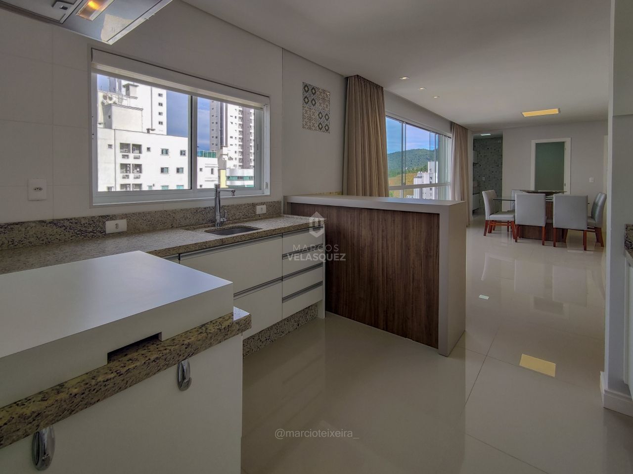 Apartamento à venda com 3 quartos, 122m² - Foto 15