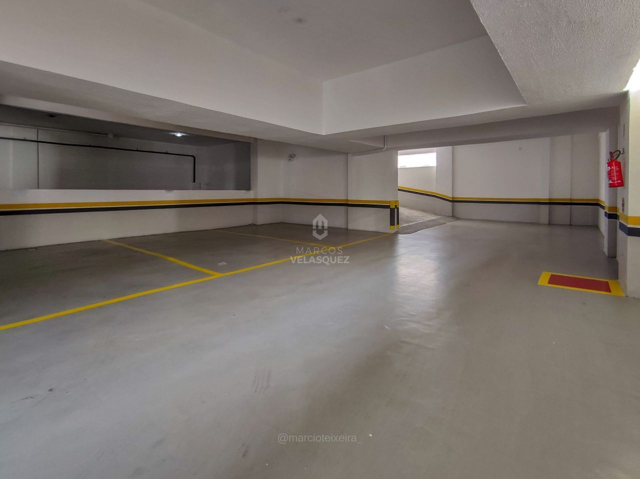 Apartamento à venda com 3 quartos, 122m² - Foto 41