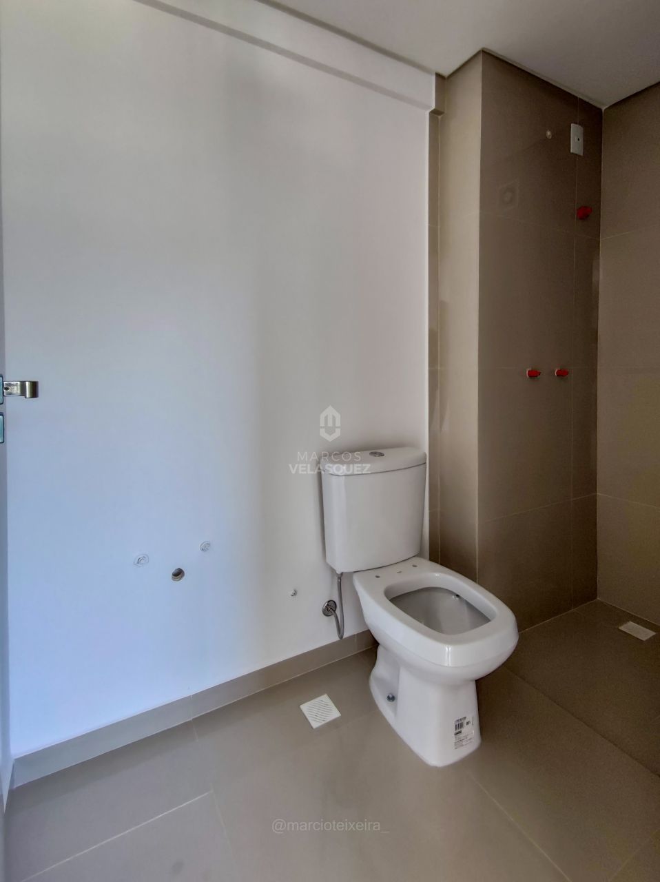 Apartamento à venda com 2 quartos, 59m² - Foto 17