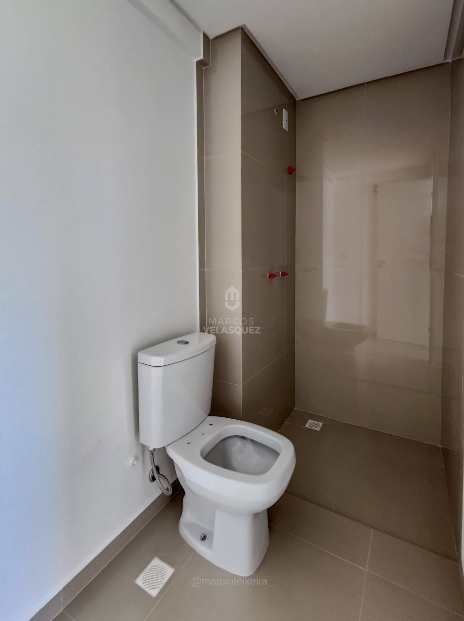 Apartamento à venda com 2 quartos, 59m² - Foto 14