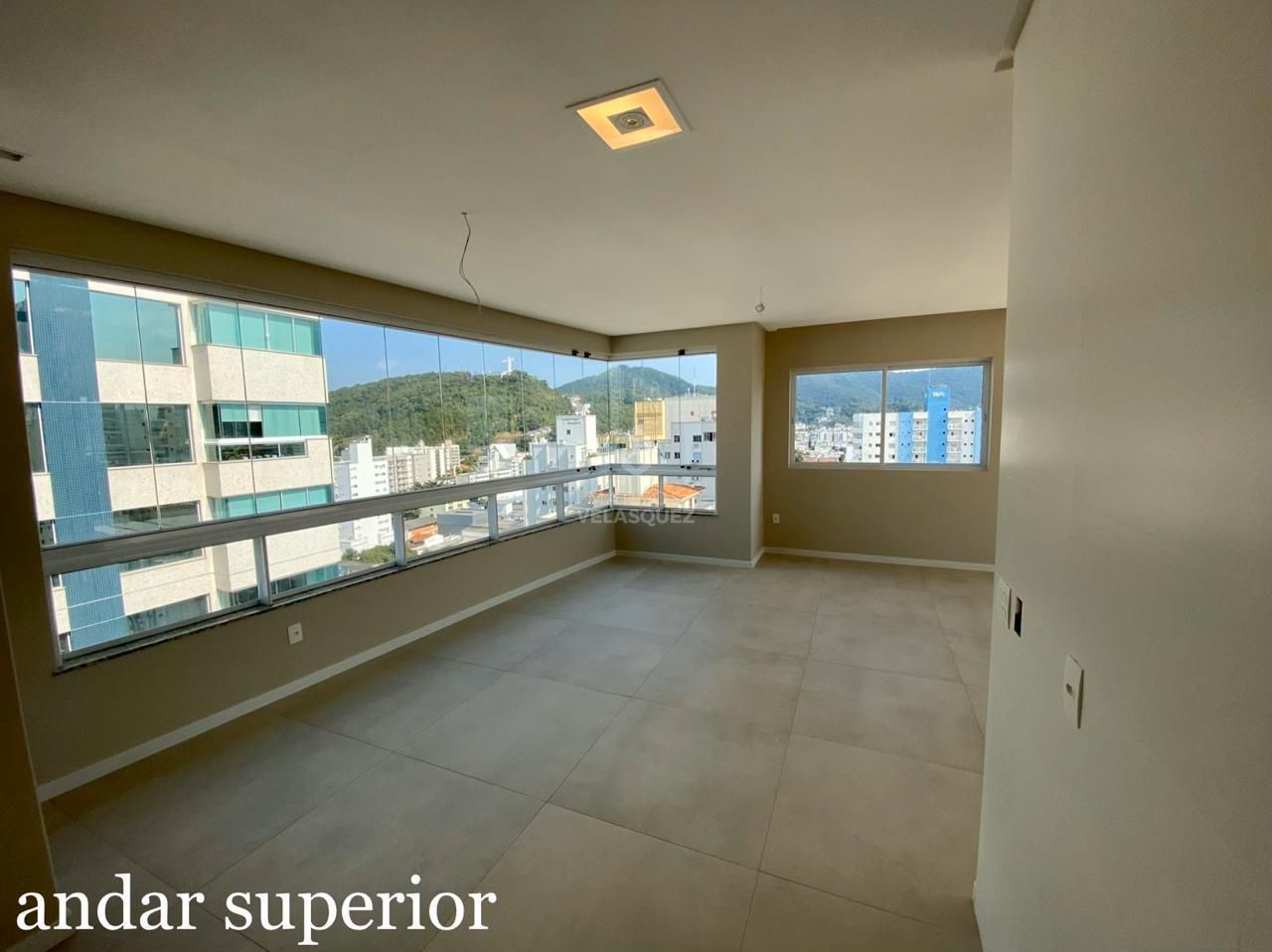 Cobertura à venda com 4 quartos, 240m² - Foto 10