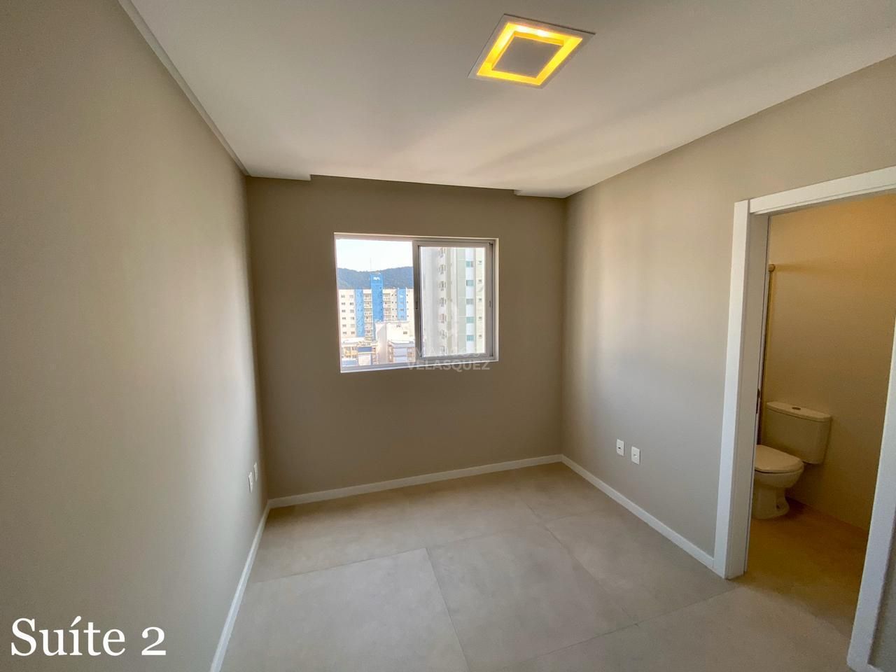 Cobertura à venda com 4 quartos, 240m² - Foto 19