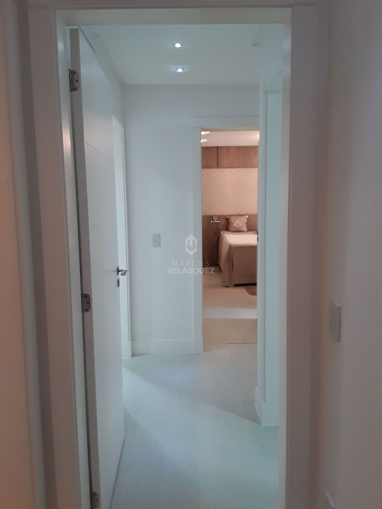 Apartamento à venda com 3 quartos, 128m² - Foto 8