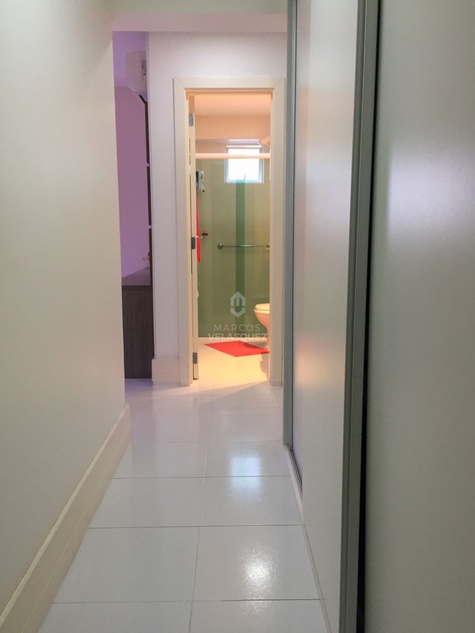 Apartamento à venda com 3 quartos, 130m² - Foto 19