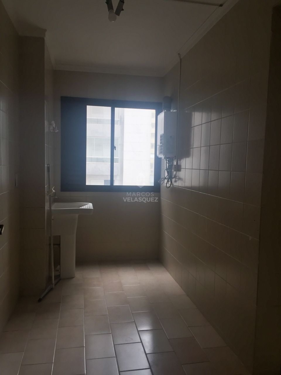 Apartamento à venda com 3 quartos, 190m² - Foto 6