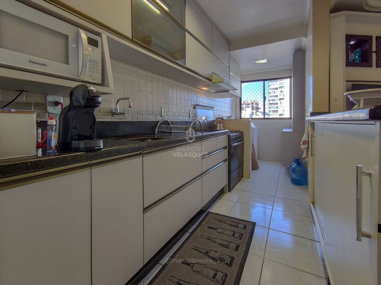 Apartamento à venda com 3 quartos, 105m² - Foto 11