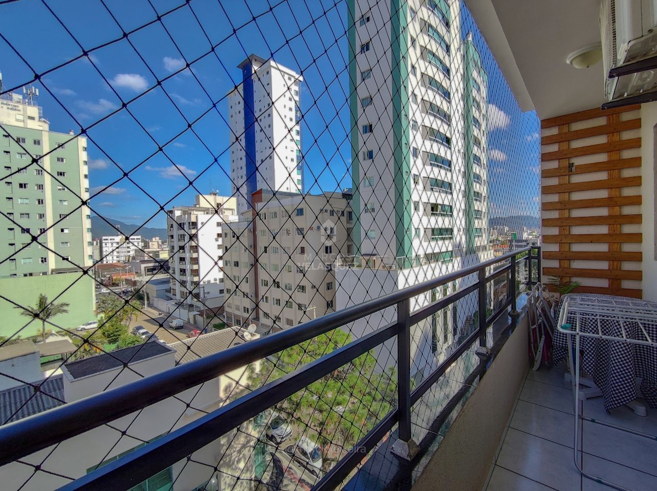 Apartamento à venda com 3 quartos, 105m² - Foto 8