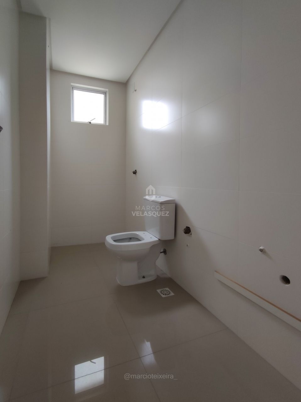 Apartamento à venda com 3 quartos, 133m² - Foto 13