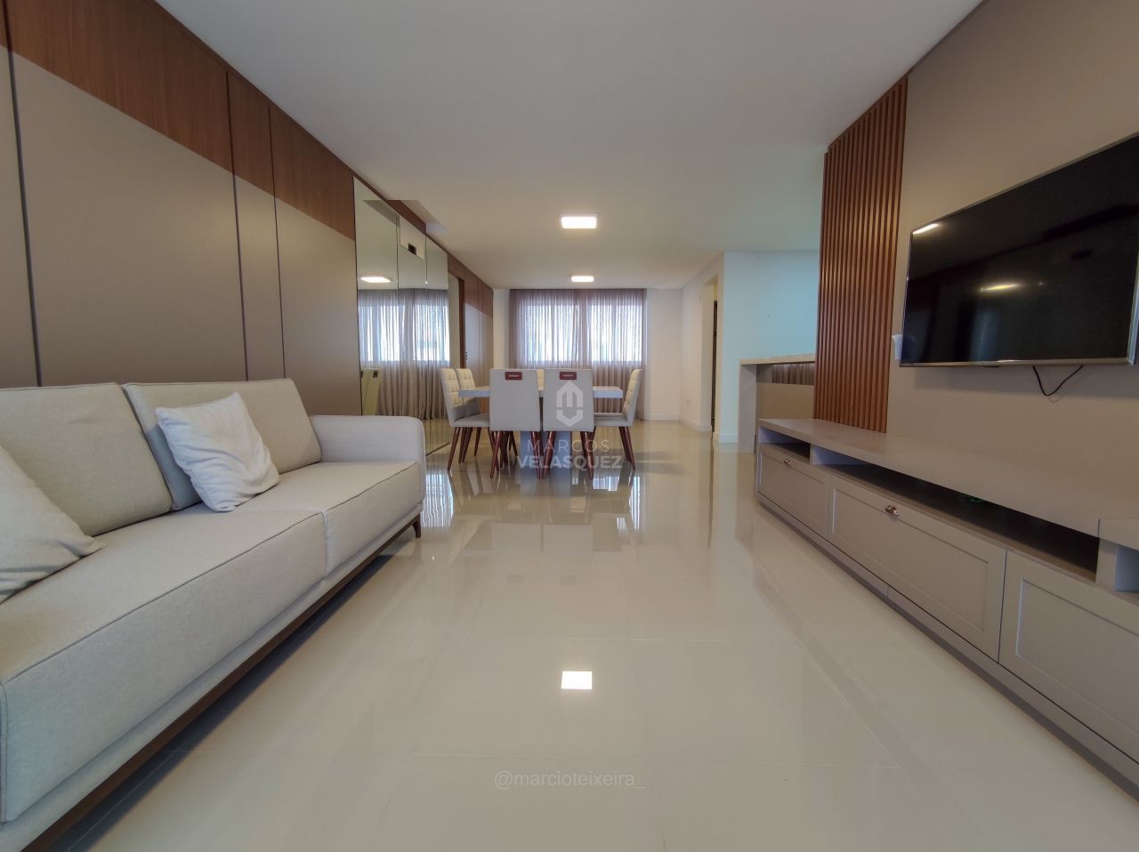 Apartamento, 3 quartos, 133 m² - Foto 2
