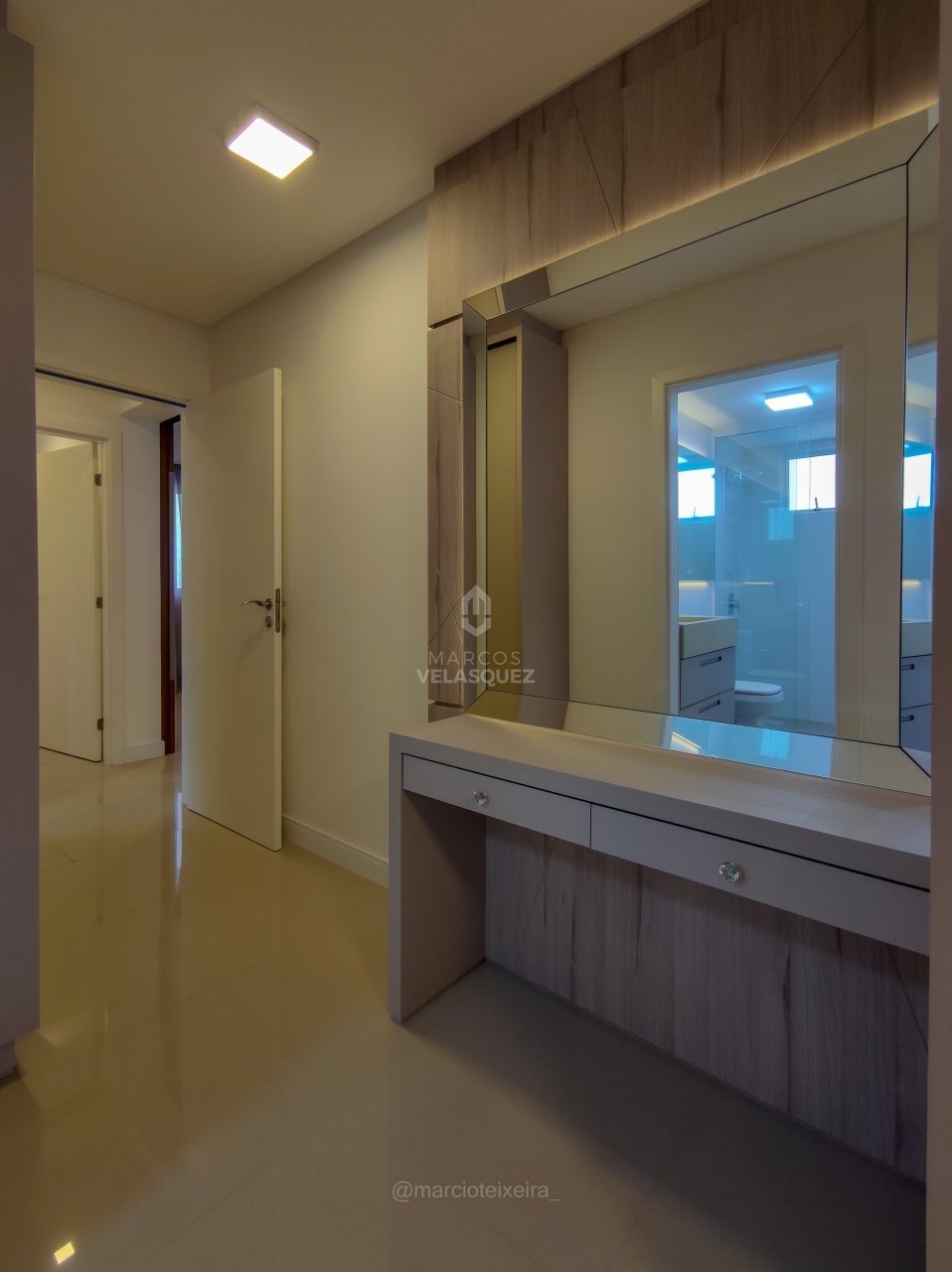 Apartamento à venda com 3 quartos, 133m² - Foto 34