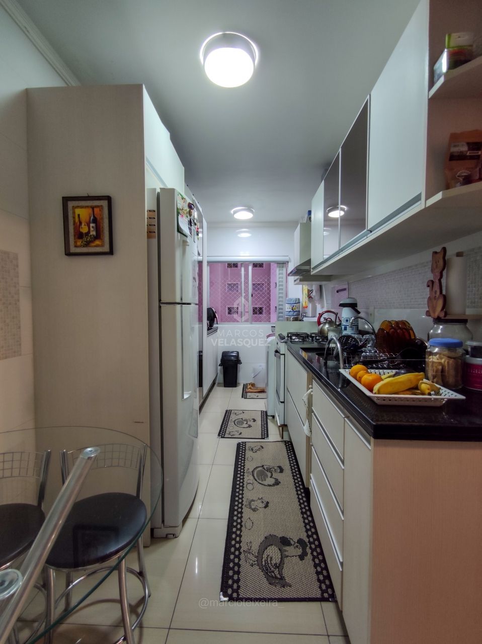 Apartamento à venda com 2 quartos, 76m² - Foto 11