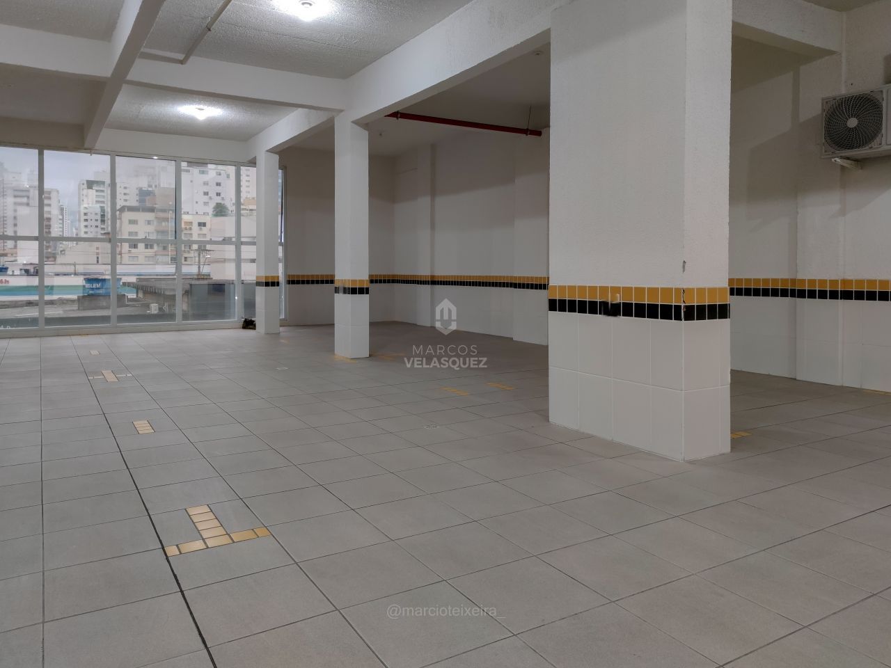 Apartamento à venda com 3 quartos, 129m² - Foto 26