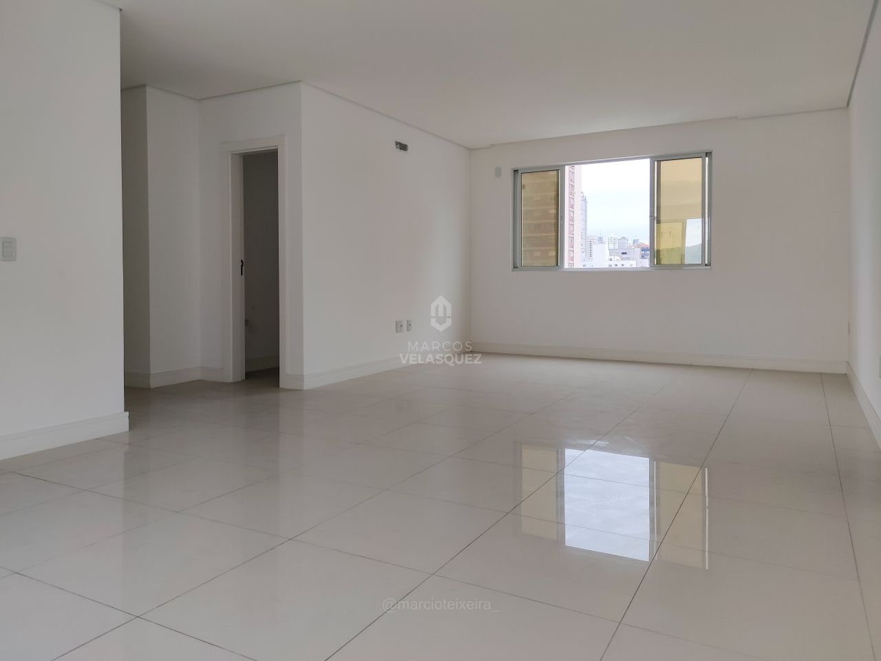 Apartamento à venda com 3 quartos, 129m² - Foto 10