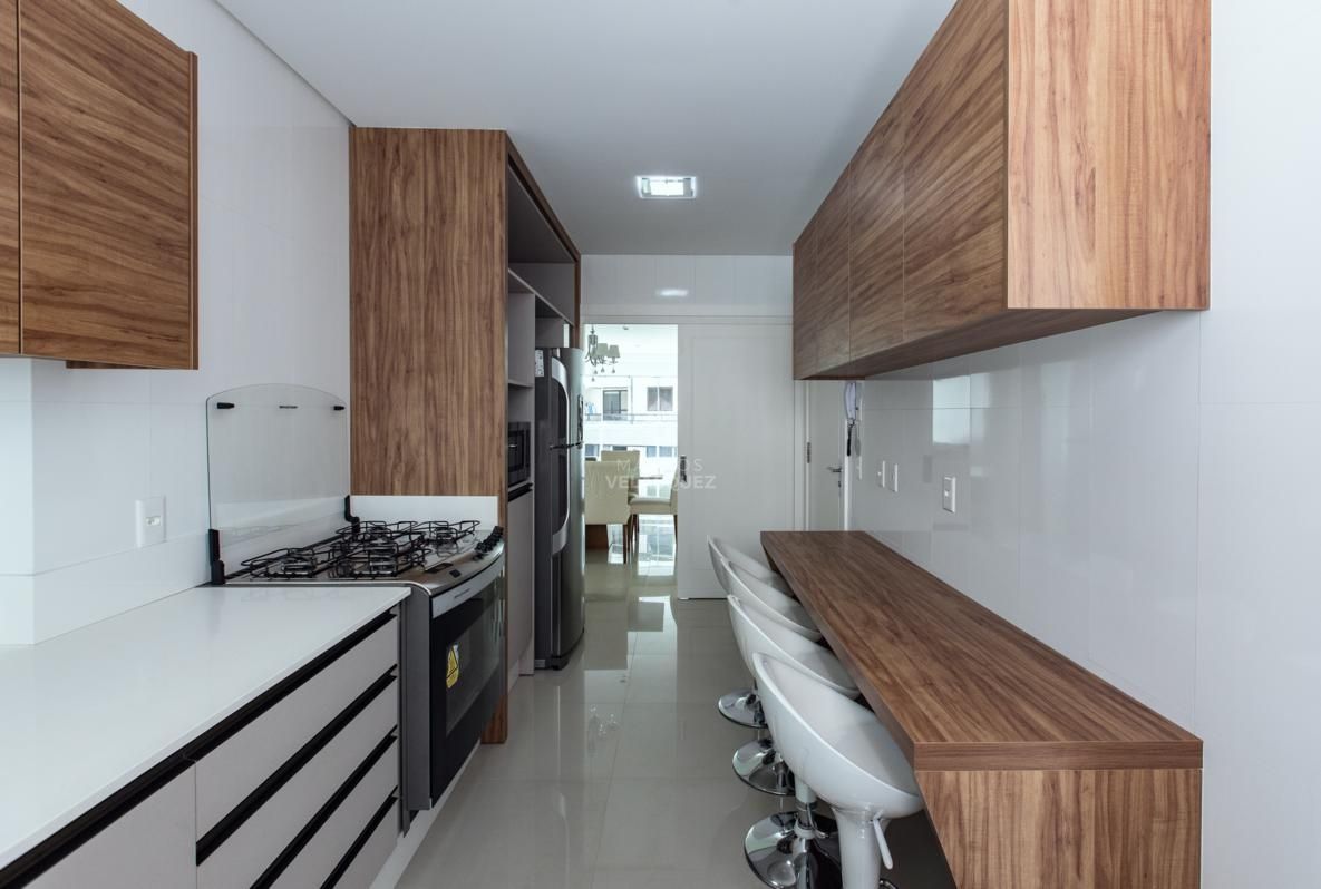 Apartamento à venda com 3 quartos, 193m² - Foto 14