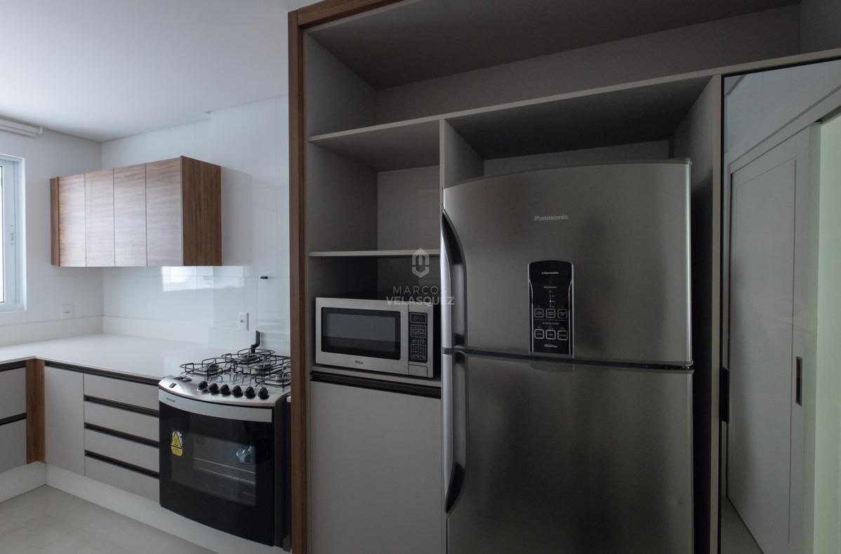 Apartamento à venda com 3 quartos, 193m² - Foto 16