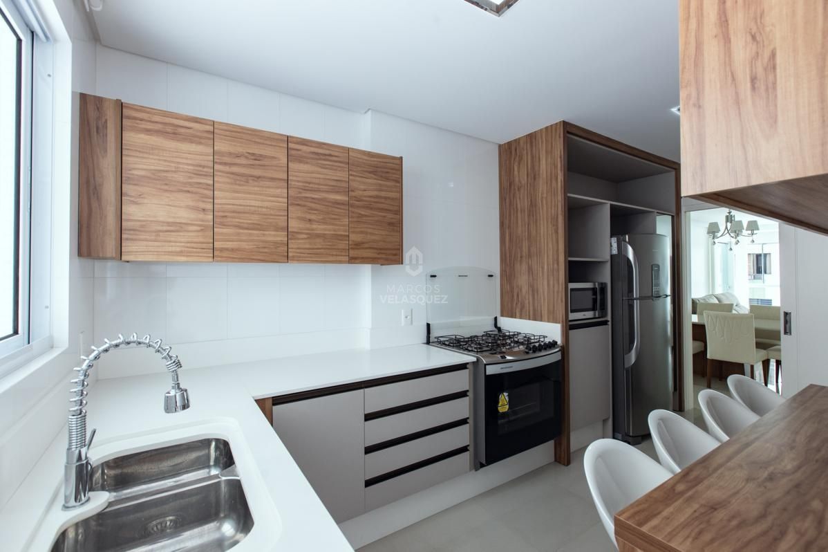 Apartamento à venda com 3 quartos, 193m² - Foto 15