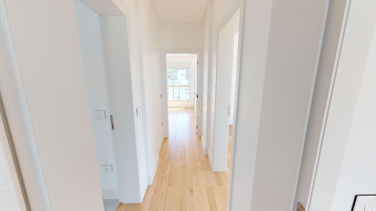 Apartamento à venda com 3 quartos, 196m² - Foto 18