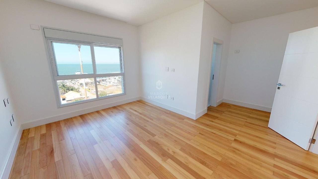 Apartamento à venda com 3 quartos, 196m² - Foto 19