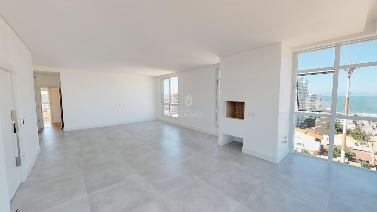 Apartamento à venda com 3 quartos, 196m² - Foto 3