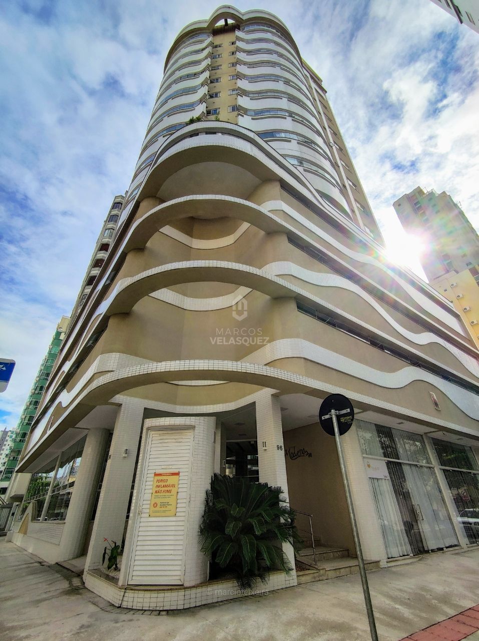 Cobertura, 3 quartos, 200 m² - Foto 2