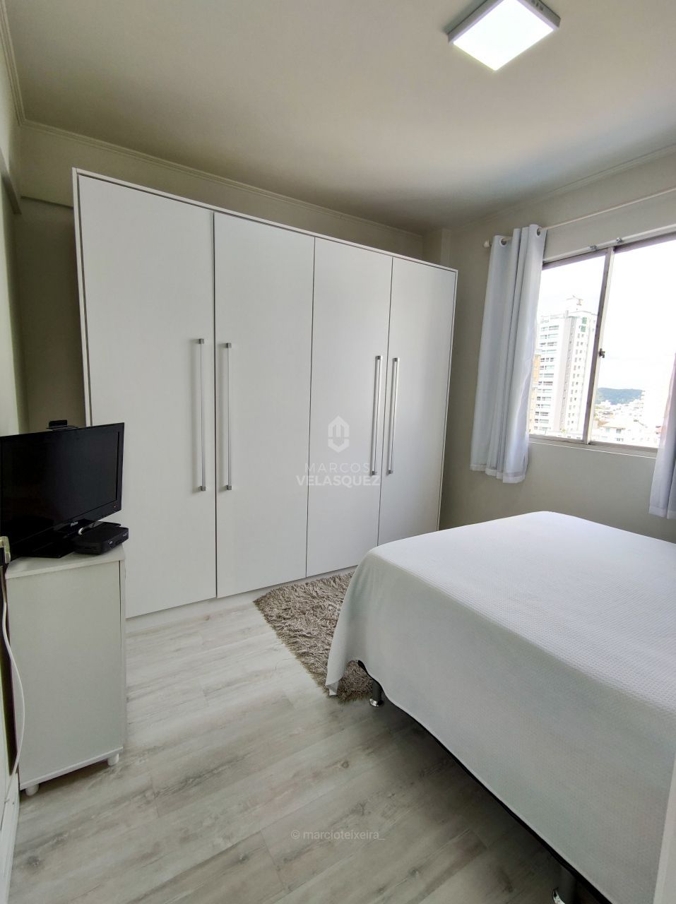 Apartamento à venda com 2 quartos, 109m² - Foto 19