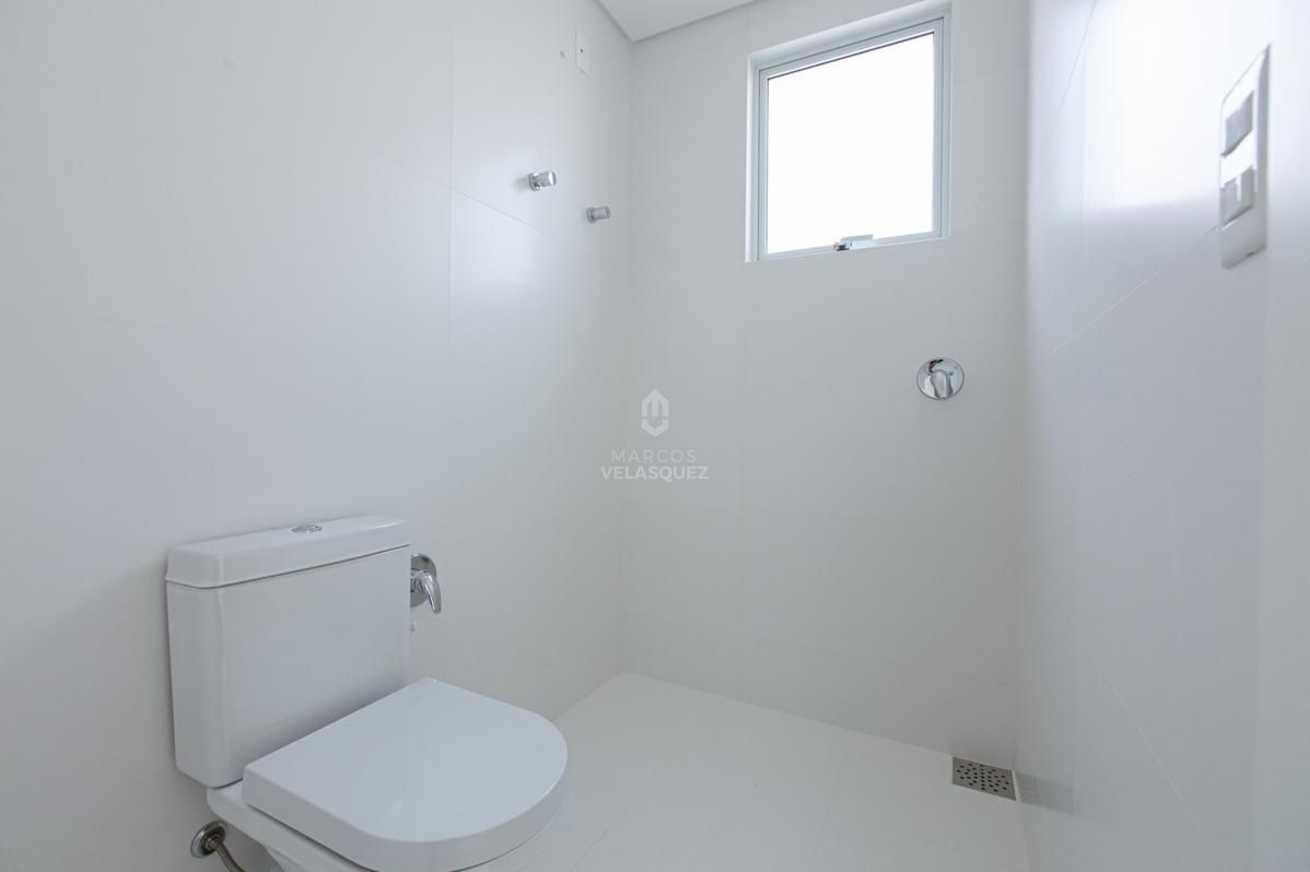 Apartamento à venda com 4 quartos, 167m² - Foto 17