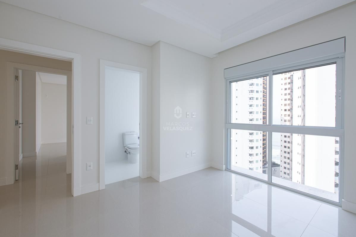 Apartamento à venda com 4 quartos, 167m² - Foto 19